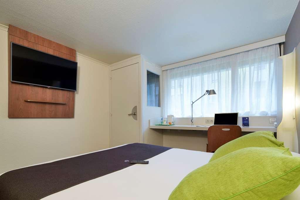 Kyriad Sedan Pokoj fotografie